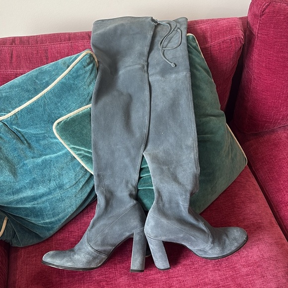 Stuart Weitzman Stylish Women's Over the Knee-High Boots - Picture 8 of 11